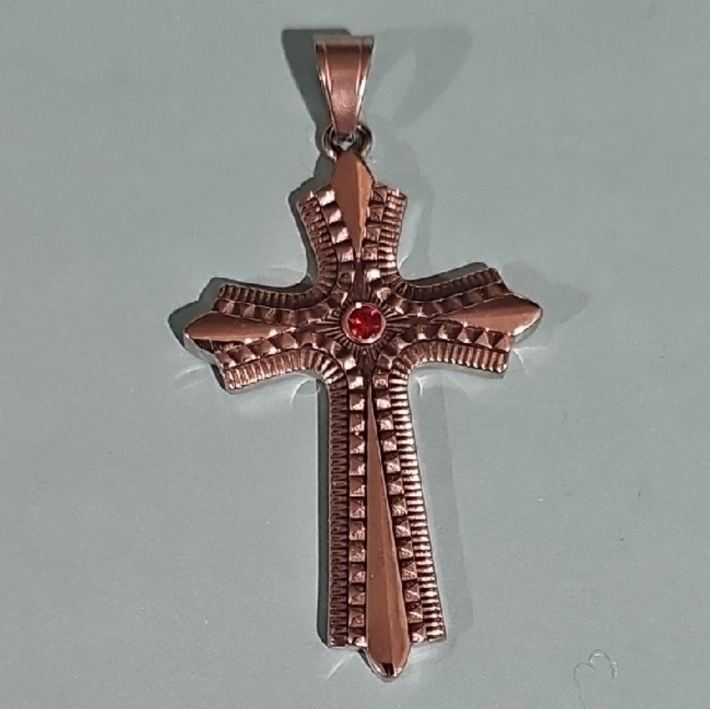 Elegant Cross Pendant Necklace